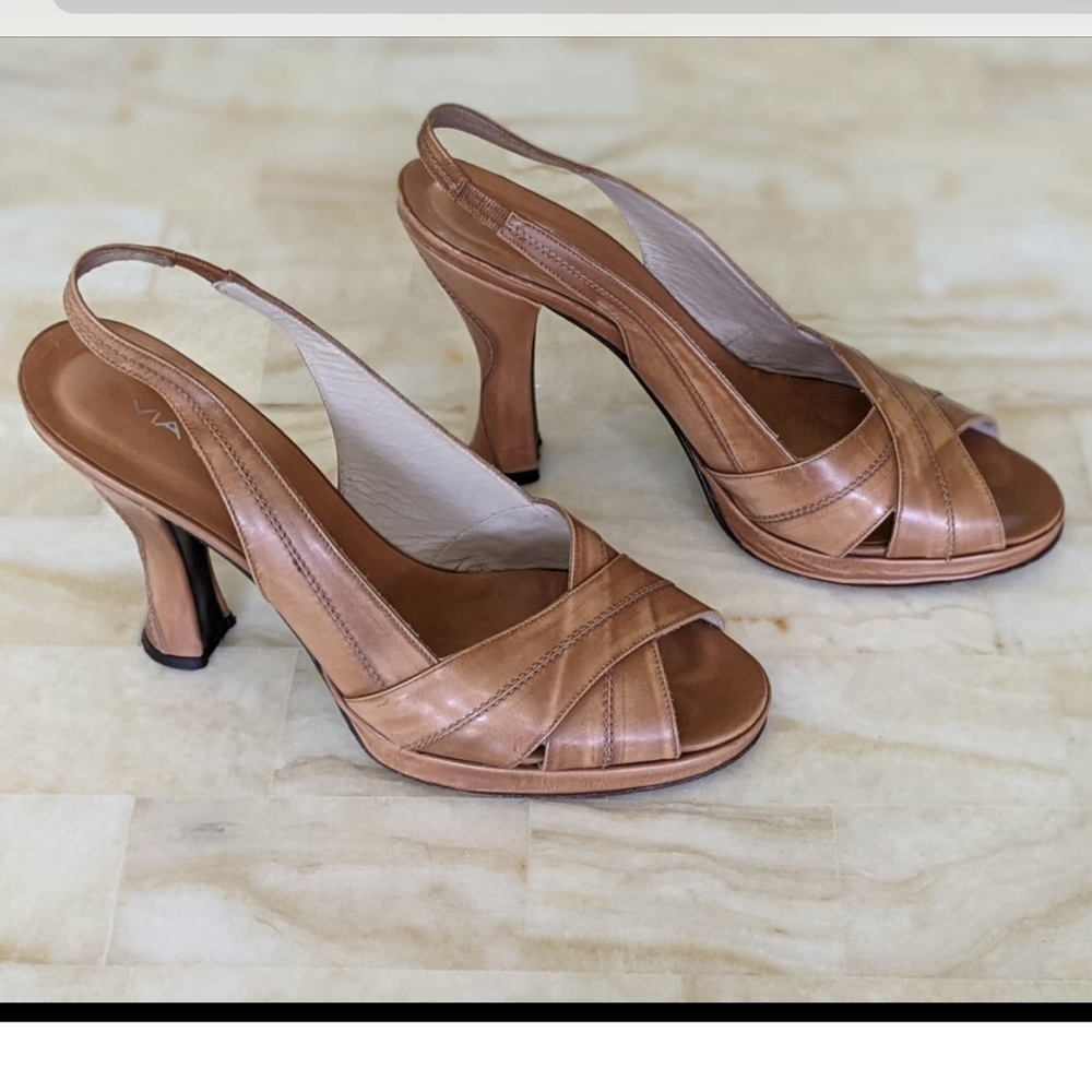 Via Spiga Vintage Leather Heels 9M
